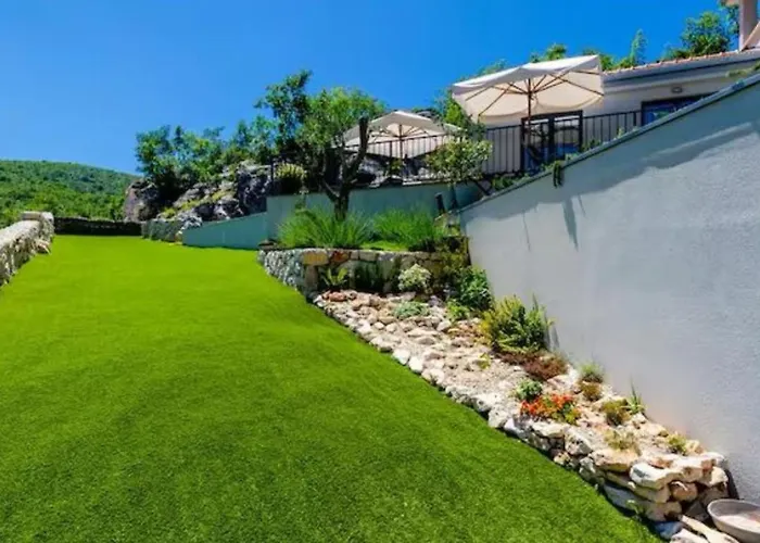 Villa Bohemia By Guide